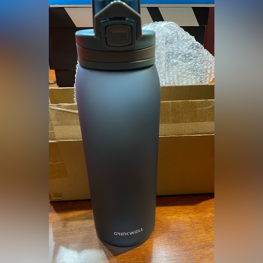 GRINKWELL Tritan Water Bottle 900ml blue Flip Lock Reusable Refillable